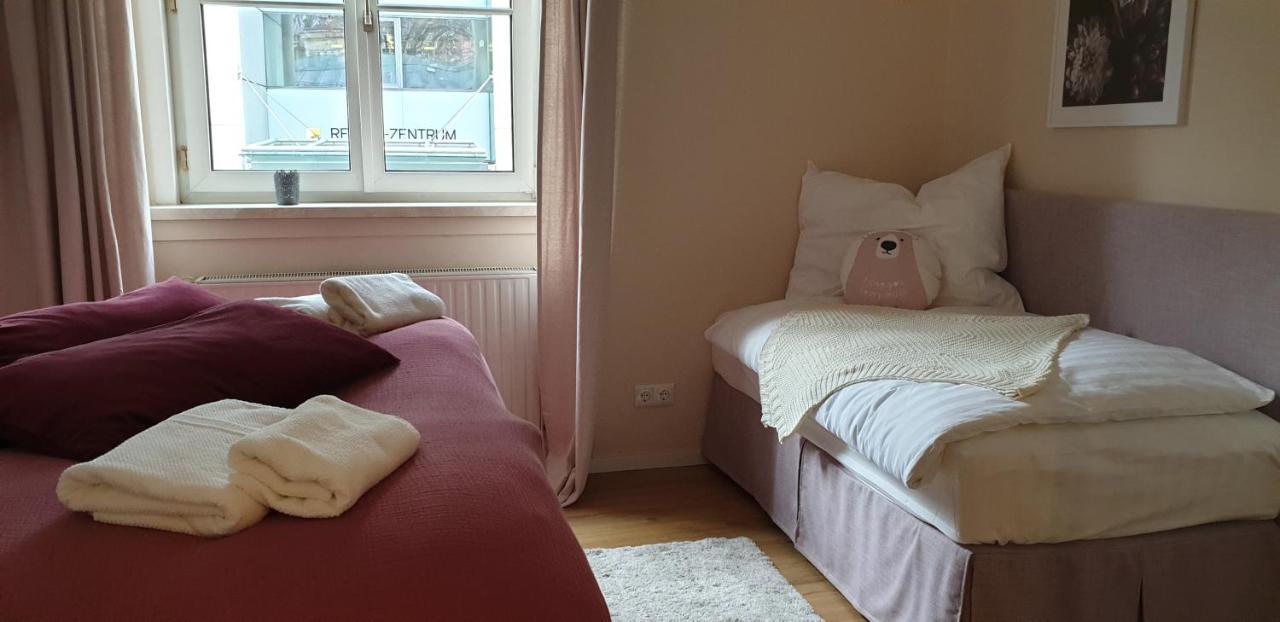 Red Flat By Grazrentals Direct By University & Free Parking Bagian luar foto