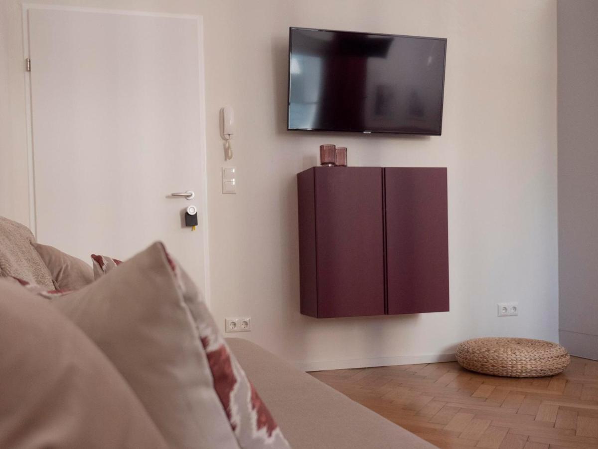 Red Flat By Grazrentals Direct By University & Free Parking Bagian luar foto
